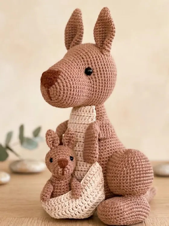 Mama Kangaroo & Baby